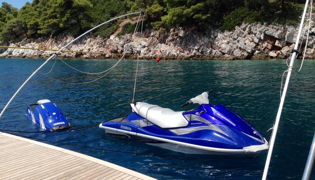 VENUS VISTORIA yacht charter 5