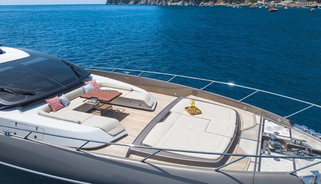 KAR yacht charter 3