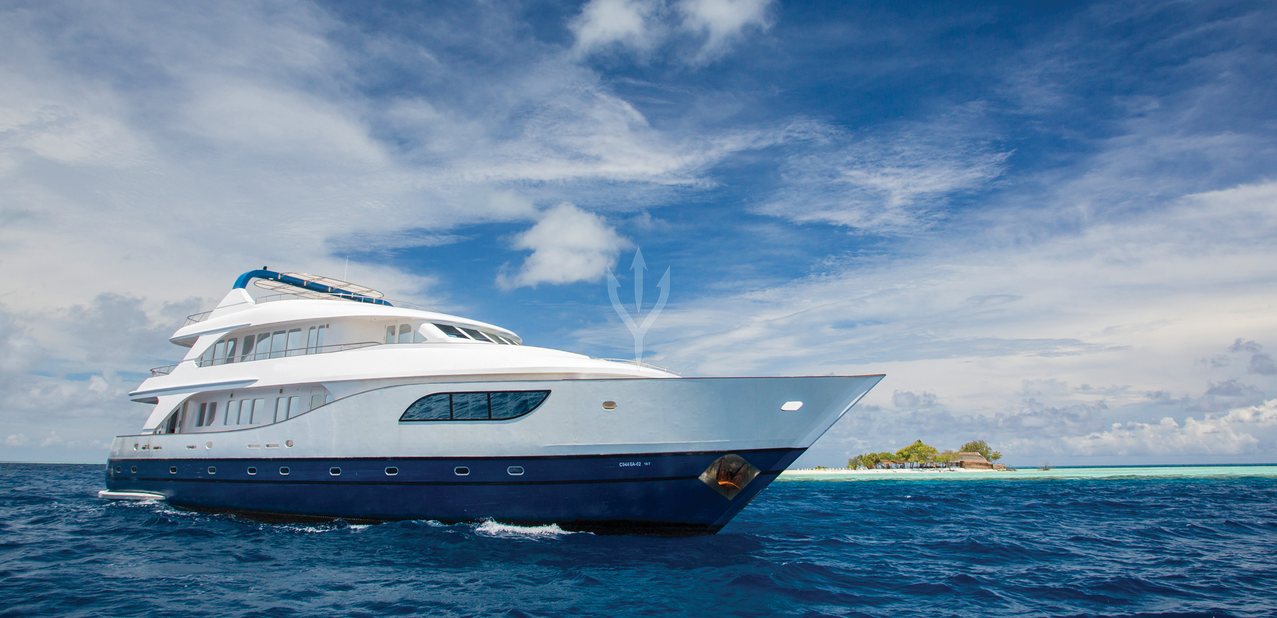 HONORS LEGACY YACHT CHARTER yacht charter