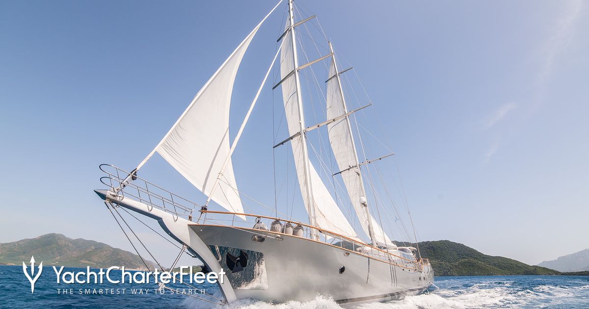 SILVER MOON yacht charter 2