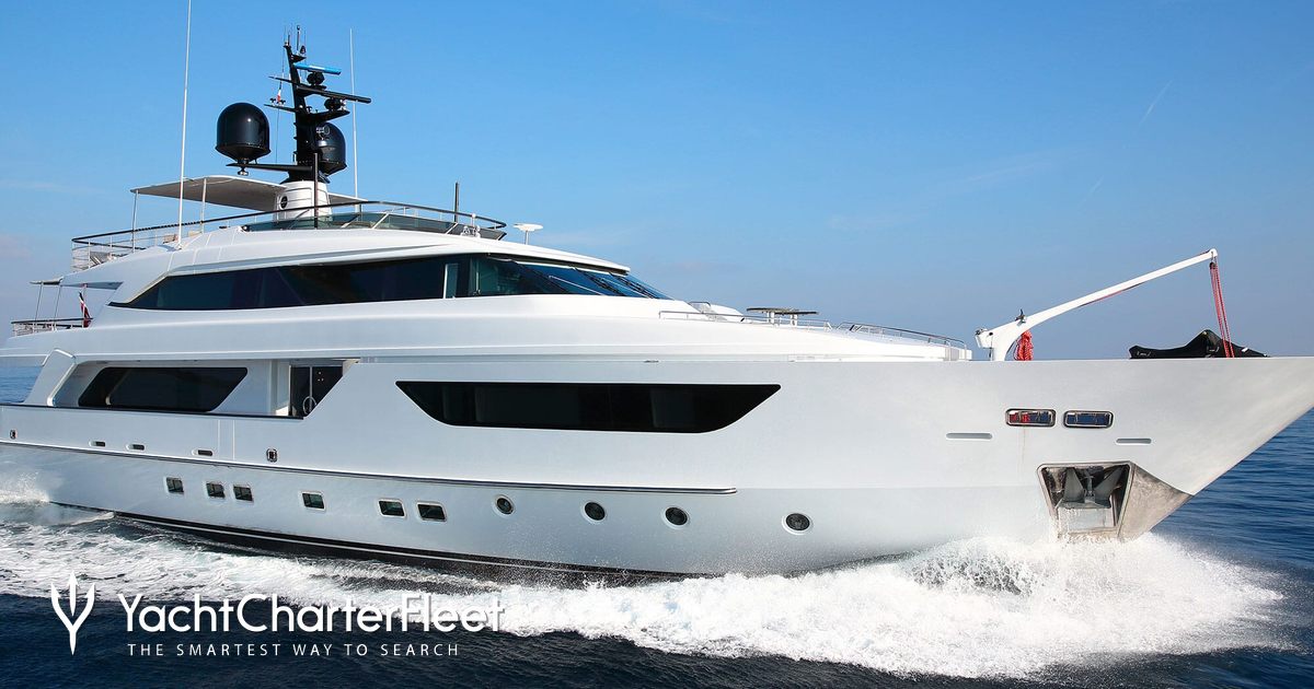 SUD yacht charter 2