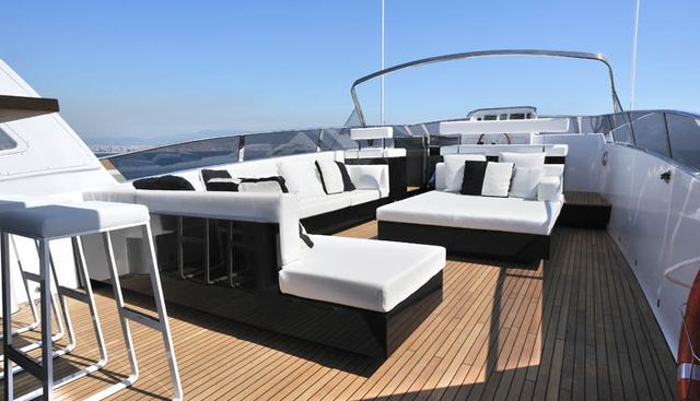PETARDO yacht charter 2
