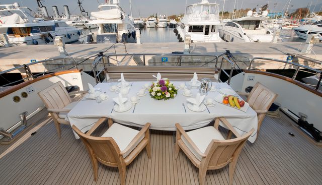 AZURE ONE yacht charter 5