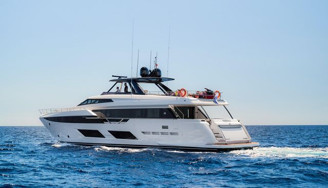 MADRA II yacht charter 5