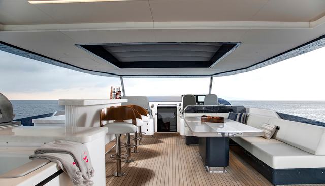 VITAMINA GRANDE yacht charter 3