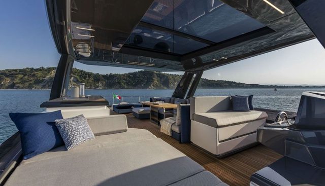 DOGU yacht charter 4
