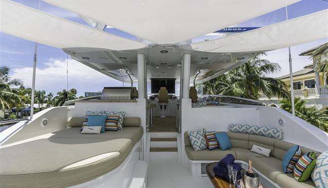 SOMETHING SOUTHERN yacht charter 5