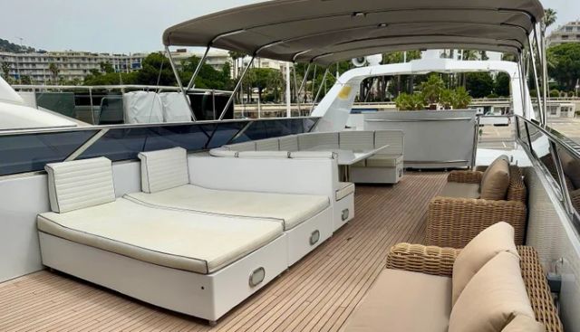 FAITH yacht charter 5