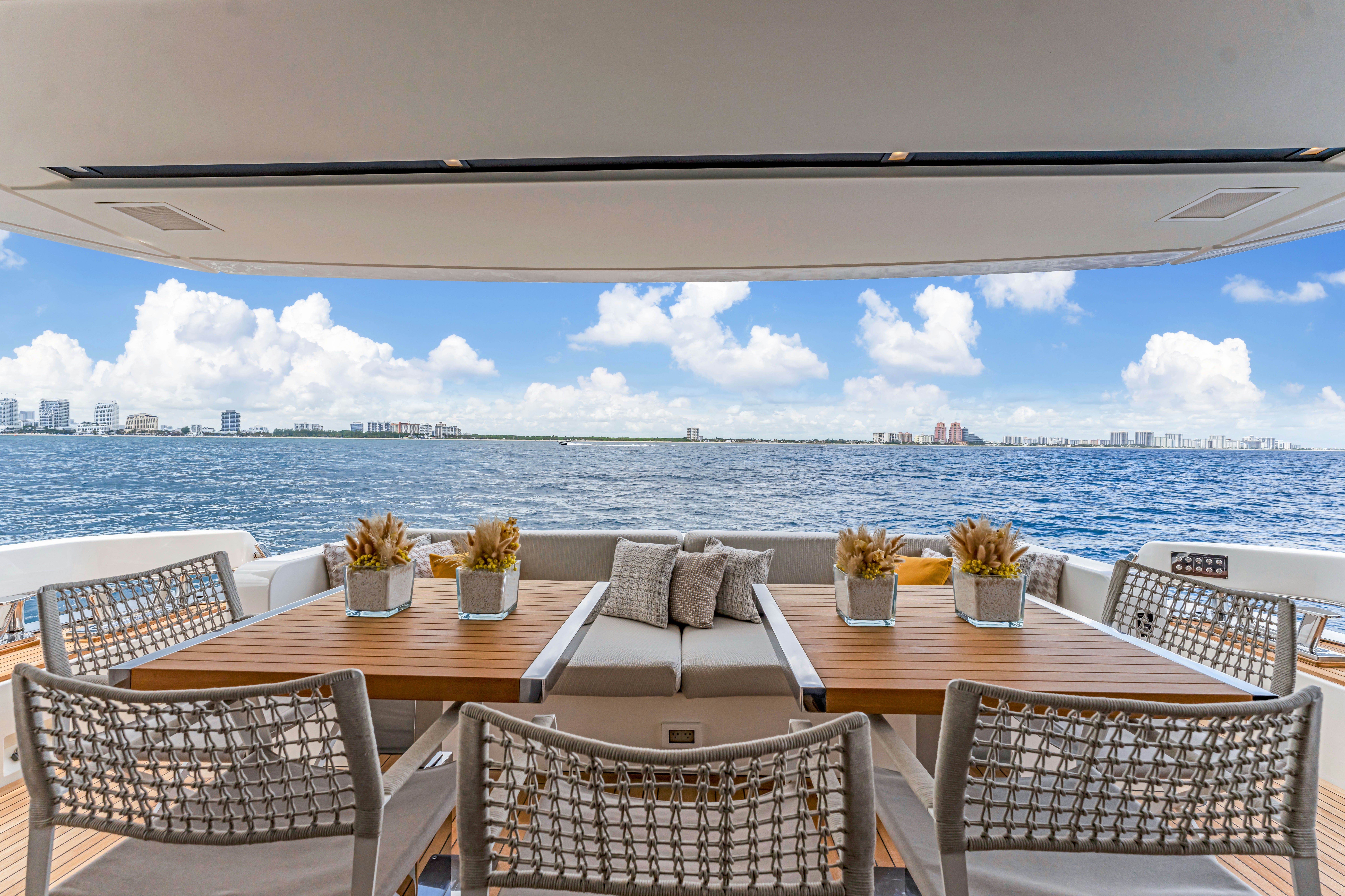 NOTYNOG yacht charter 4