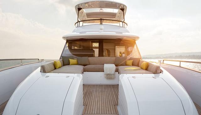 AZIMUT MAGELLANO 66 yacht charter 4