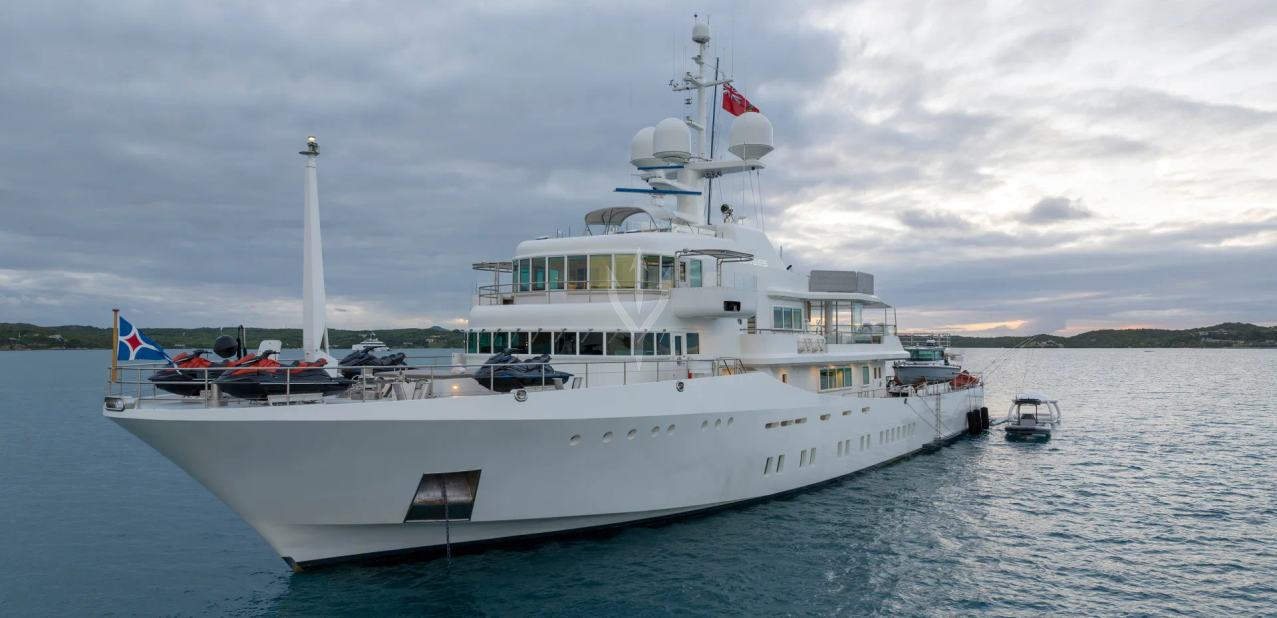 SENSES YACHT CHARTER yacht charter