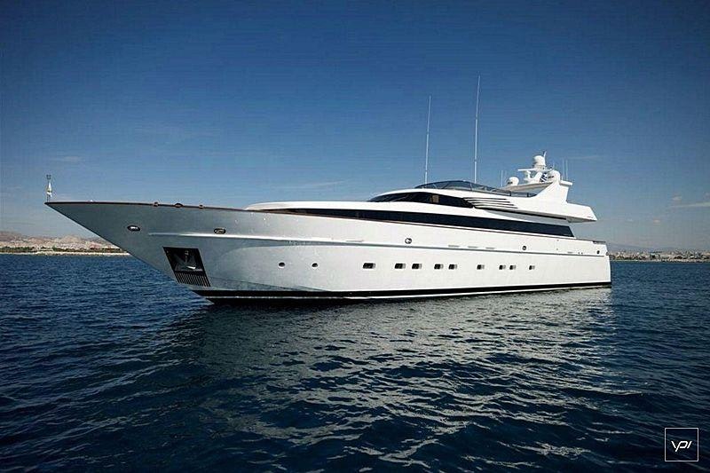 FELIGO V YACHT CHARTER yacht charter