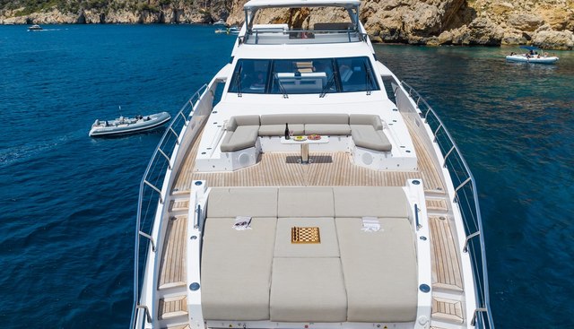 ZOZO yacht charter 3
