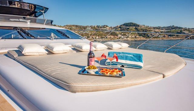 BACCARAT yacht charter 3
