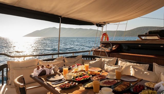 MY LOVER yacht charter 3