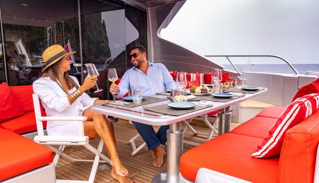LA DIGUE yacht charter 5