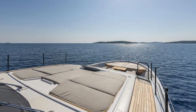 JICJ yacht charter 3