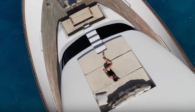 VILLA SUL MARE yacht charter 3