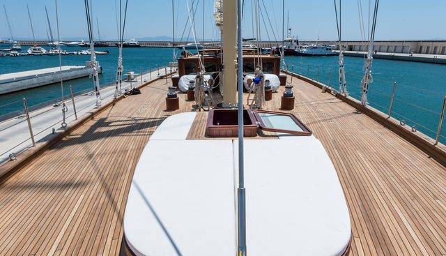 CHRONOS yacht charter 3