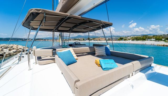 SIGNATURE VISION yacht charter 4