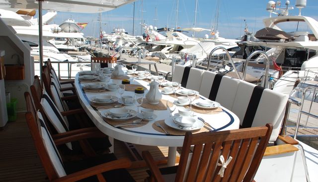 LADY TATIANA yacht charter 5