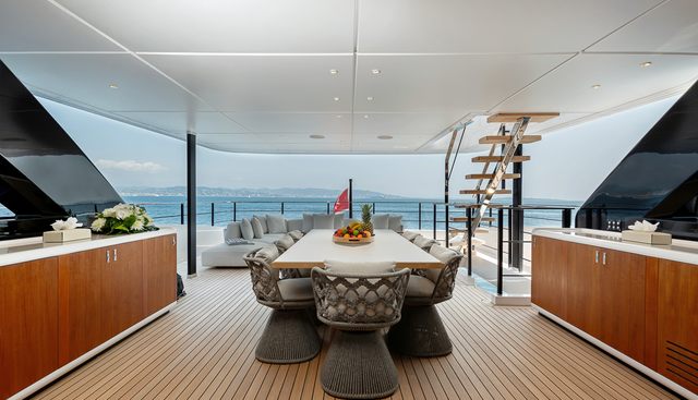 LADY DIA yacht charter 5