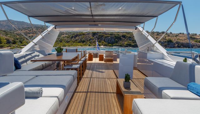 SHOOTING STAR yacht charter 3
