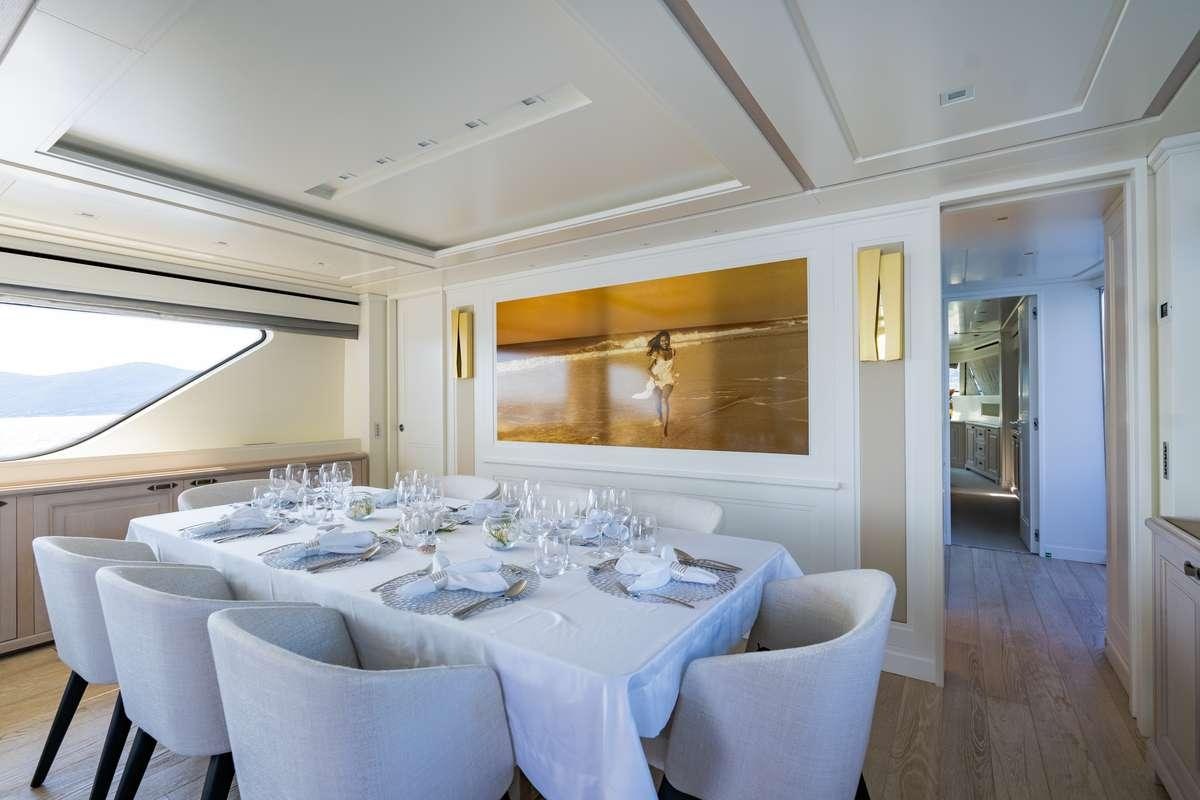 VALENTINA II yacht charter 3