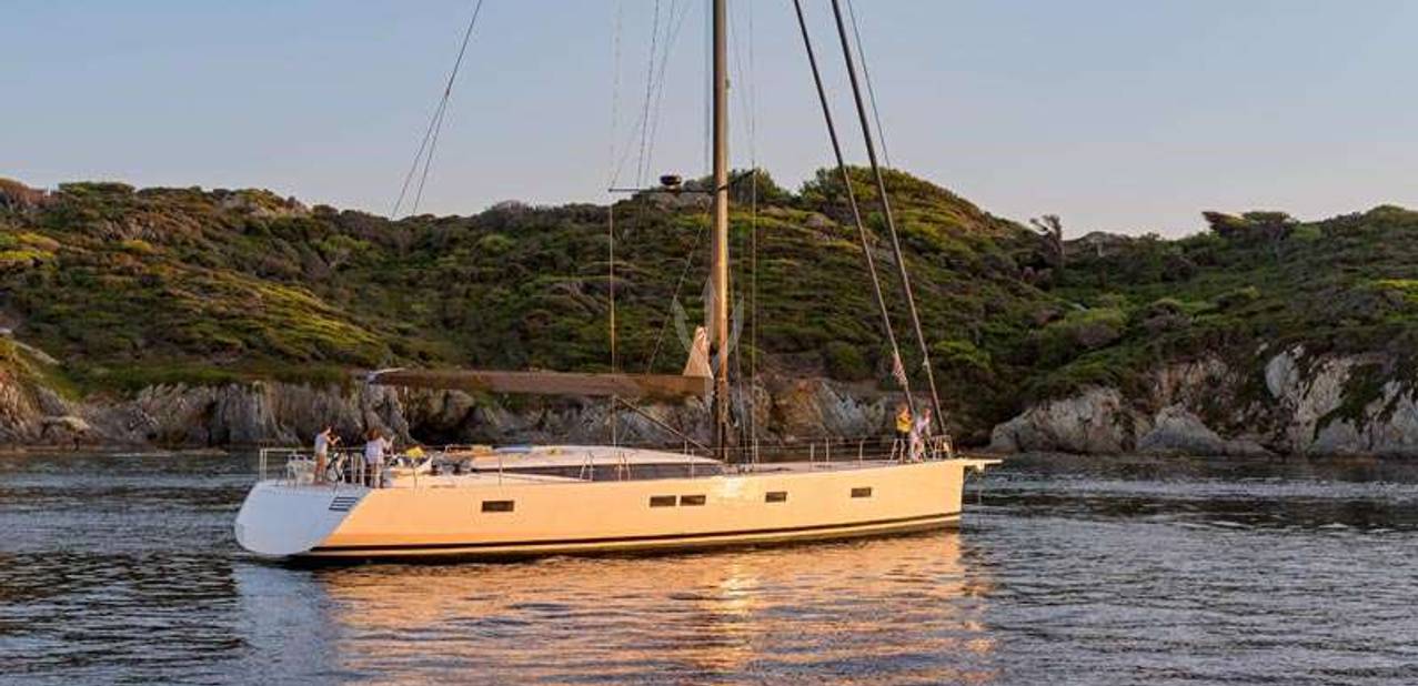 GIGI OF LYMINGTON YACHT CHARTER yacht charter
