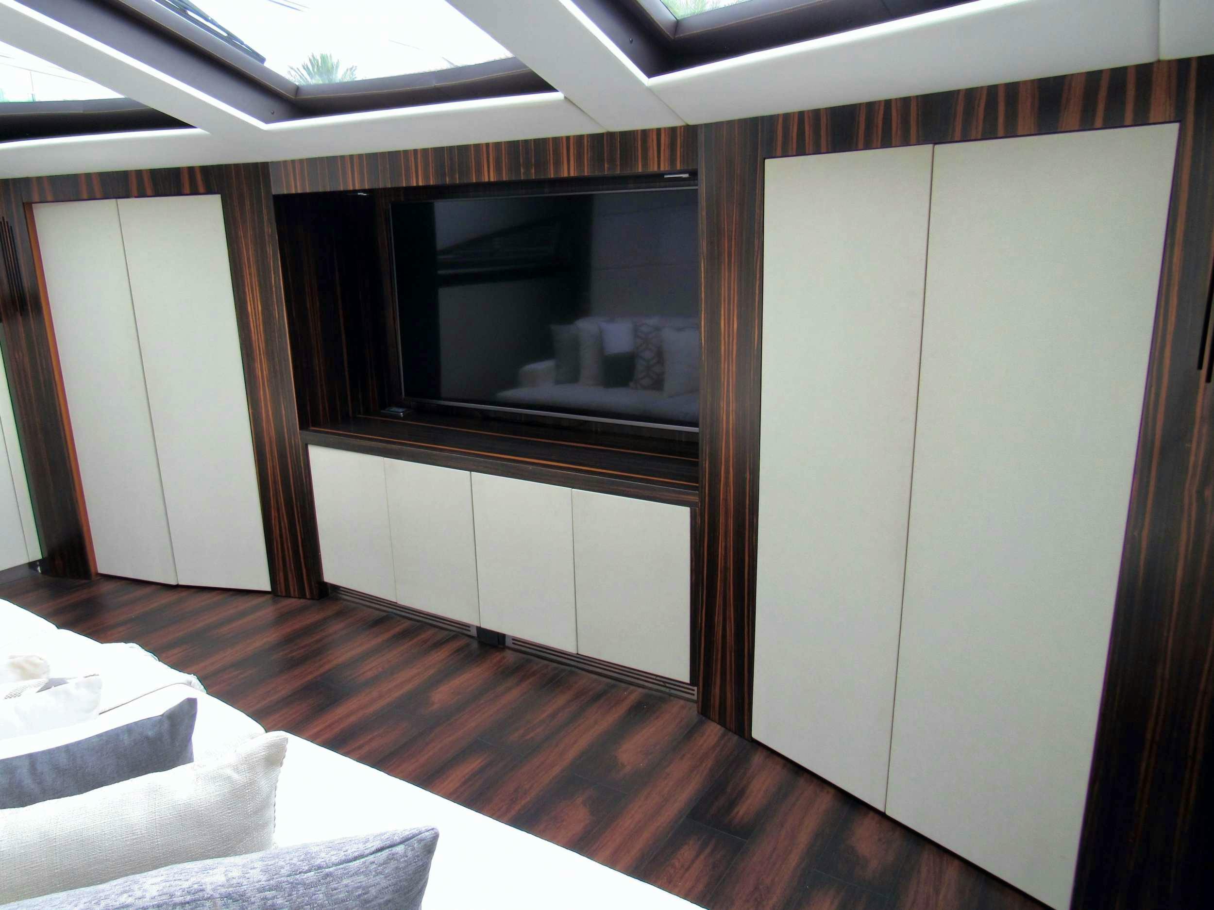 DREAM yacht charter 5