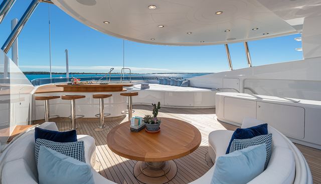 REVERIE yacht charter 4