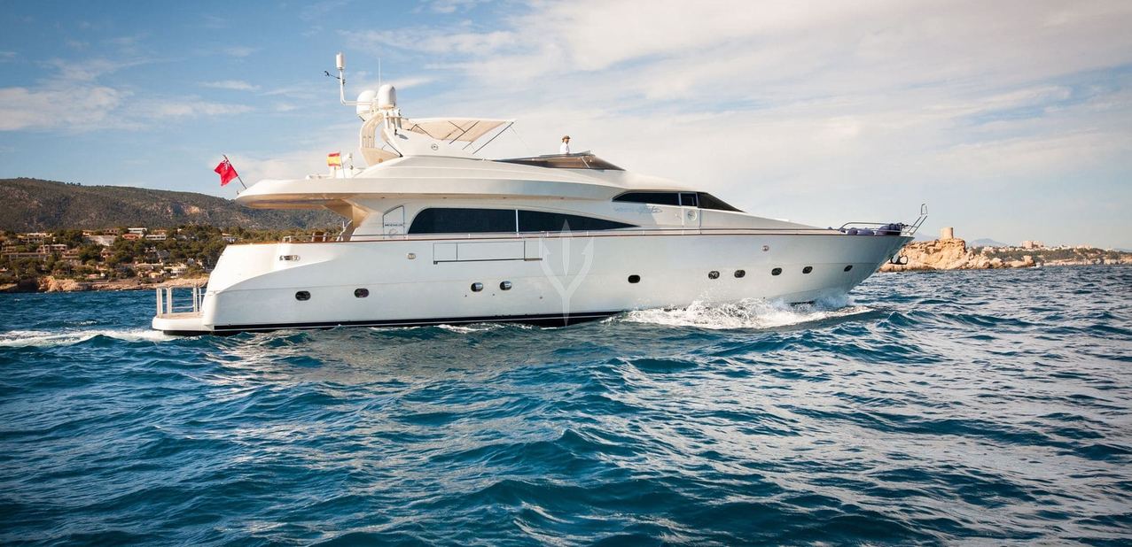 WHITE FANG YACHT CHARTER yacht charter