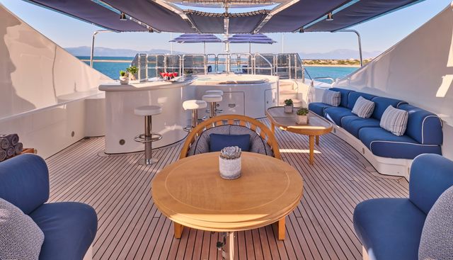 JO I yacht charter 4