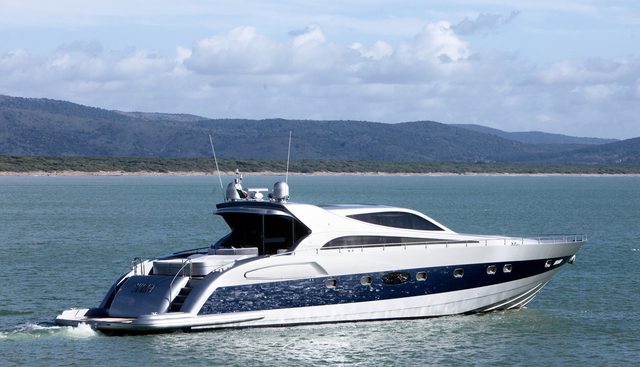 TIUNA yacht charter 3