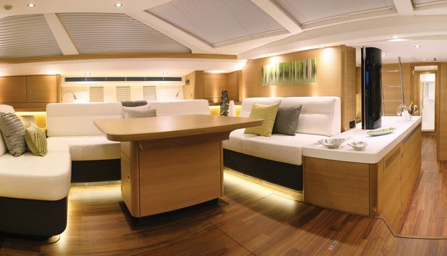 SPIRIT OF PHANTOM yacht charter 4