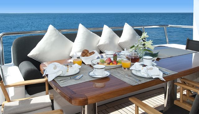 CHRISTINA G yacht charter 4