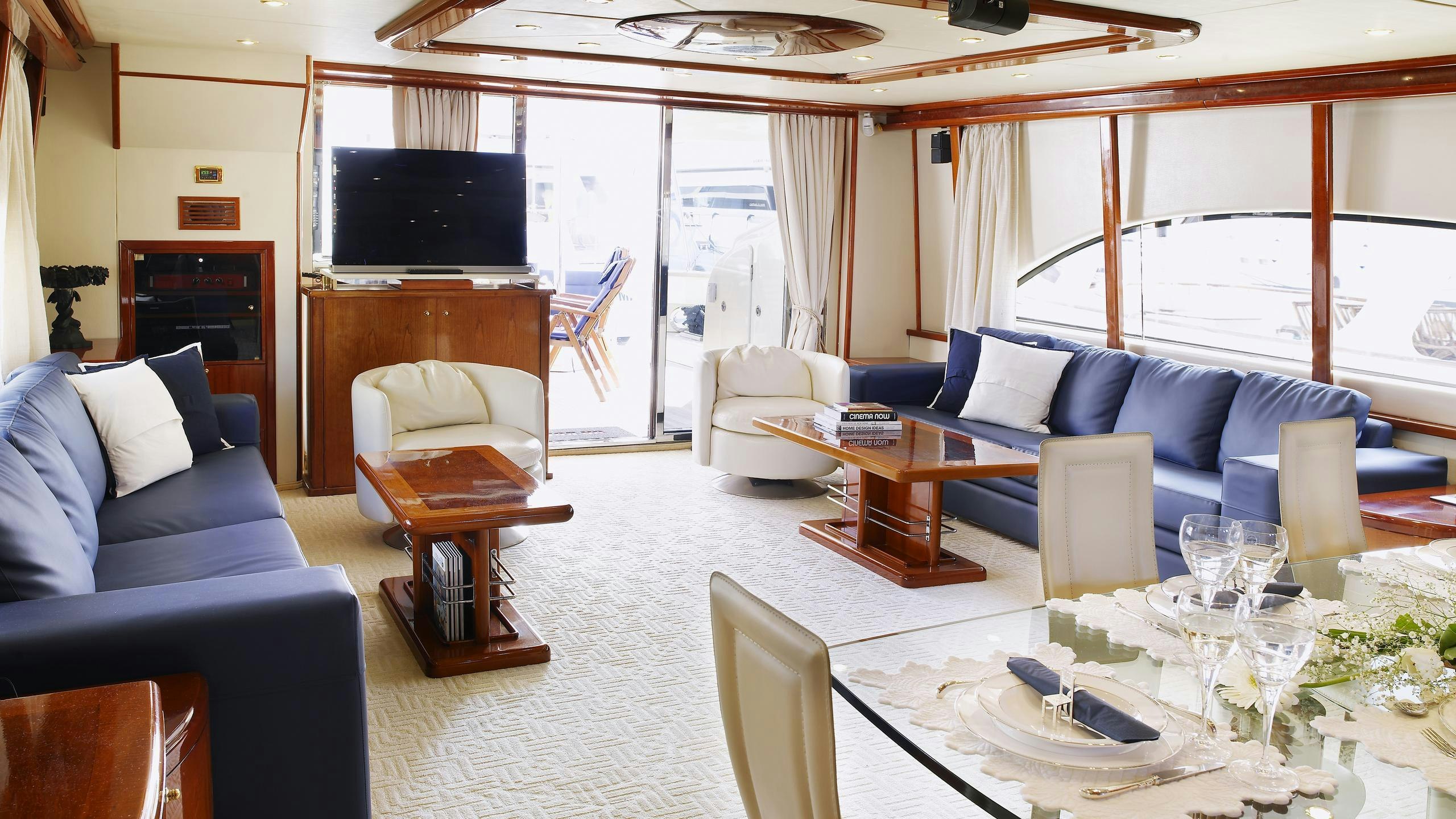 DREAM B yacht charter 2