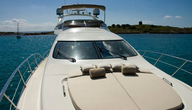 LADY RENEE yacht charter 4