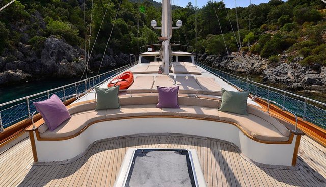 LUCE DEL MARE yacht charter 4