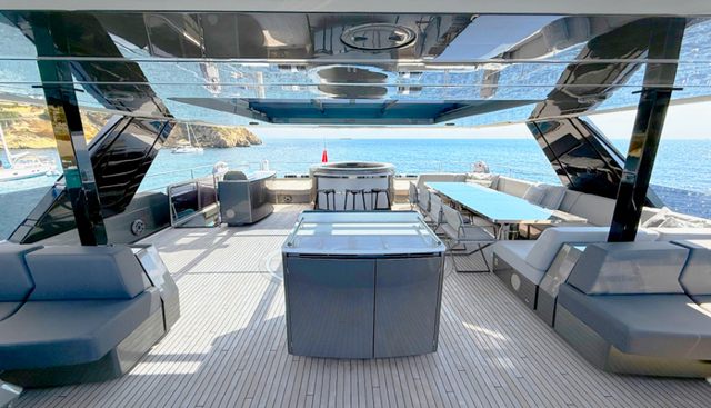 VOLTAIRE yacht charter 4