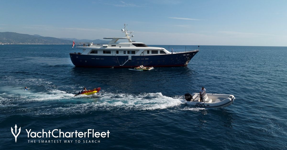 DON CIRO yacht charter 2