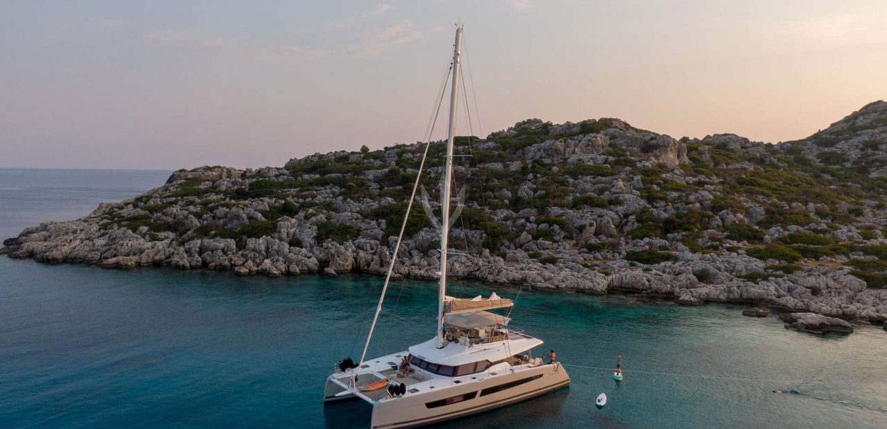 SERENISSIMA YACHT CHARTER yacht charter