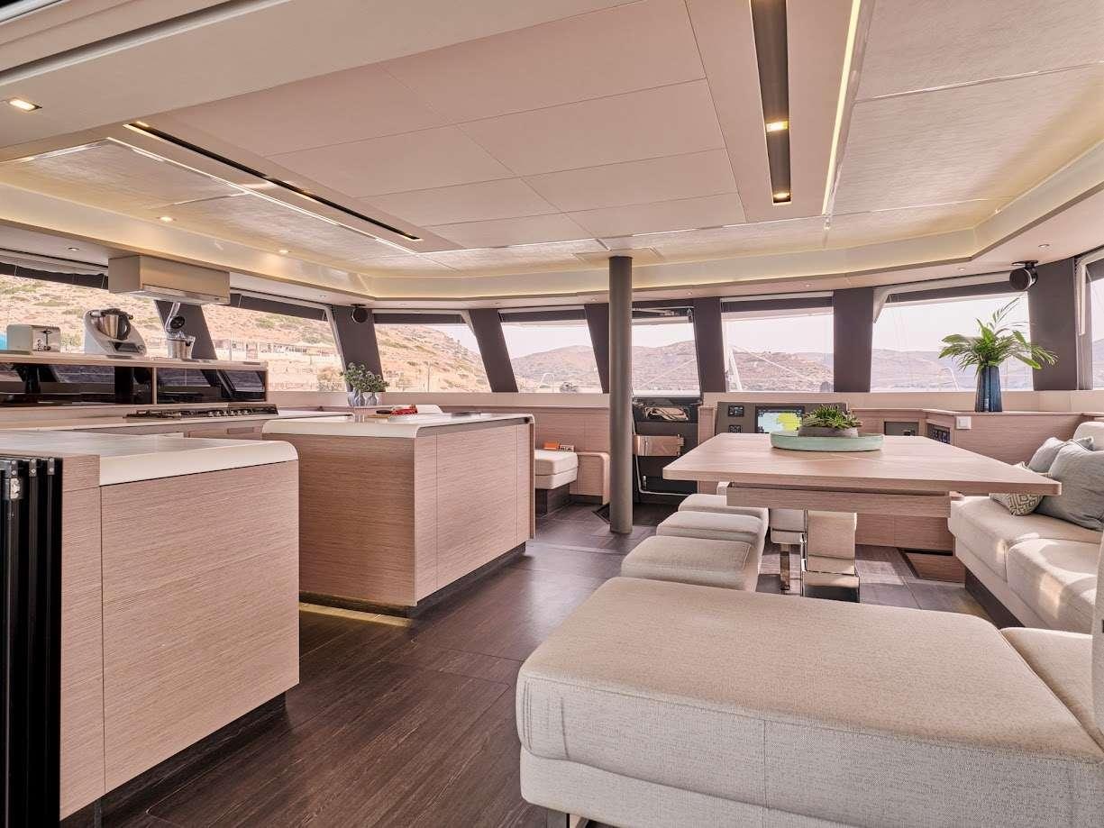 DOLLY yacht charter 3