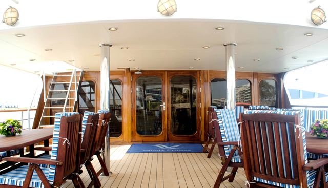 CALLISTO yacht charter 4