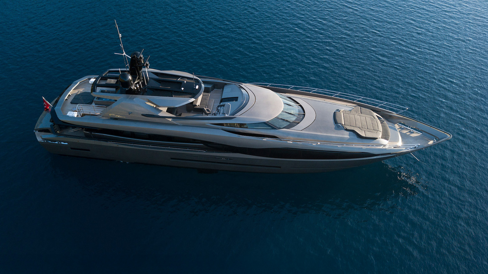 FX yacht charter 3