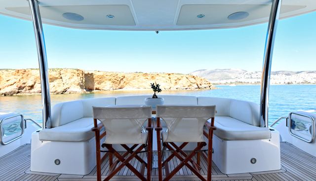 GRACE XI yacht charter 4