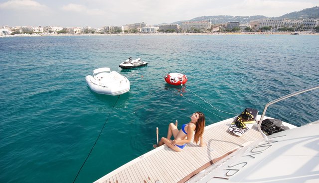 LADY SPLASH yacht charter 5