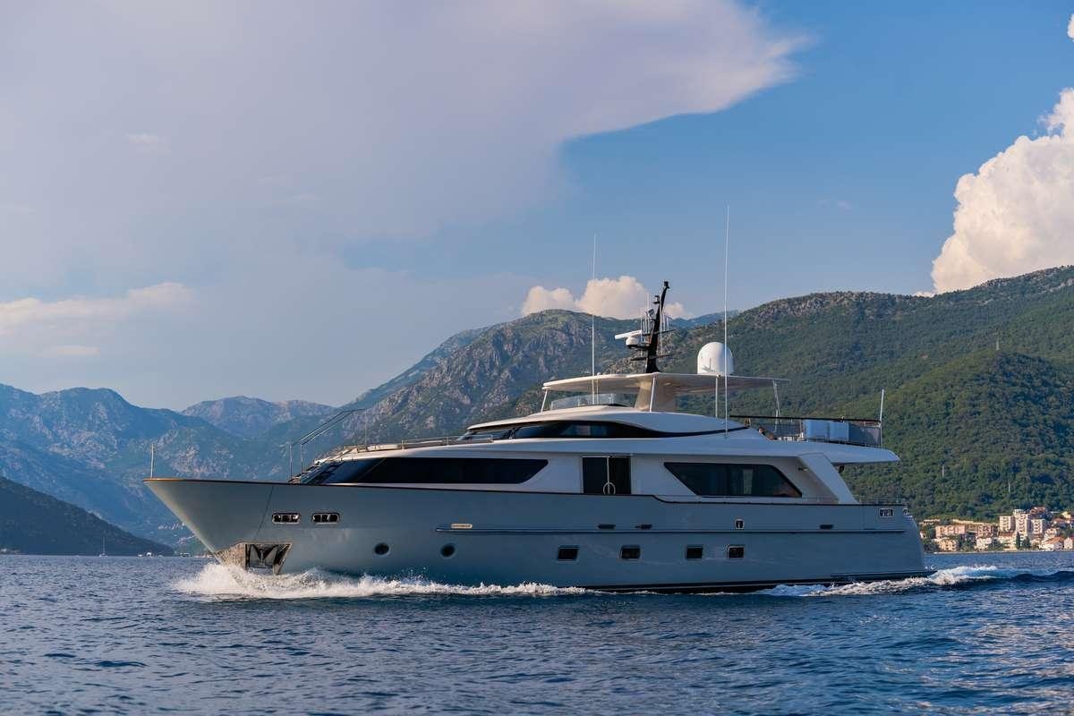 VALENTINA II YACHT CHARTER yacht charter