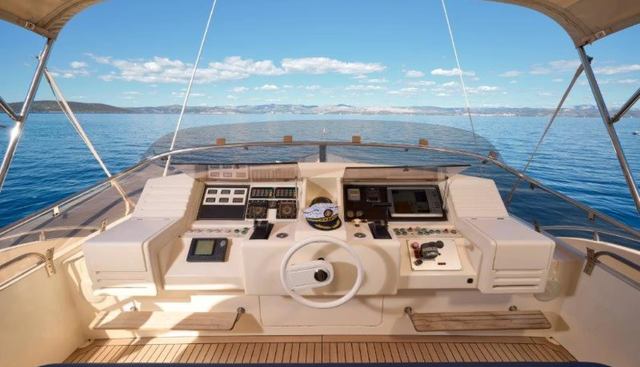 MARSHALL yacht charter 5