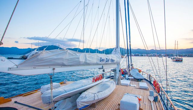 DEA DEL MARE yacht charter 3